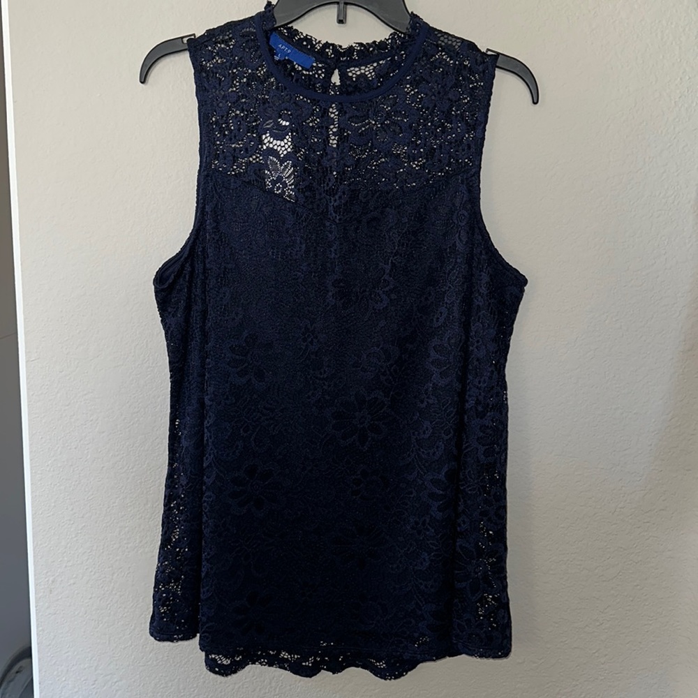 Brand: Apt 9. Blouse. Size: L. Color: Navy
